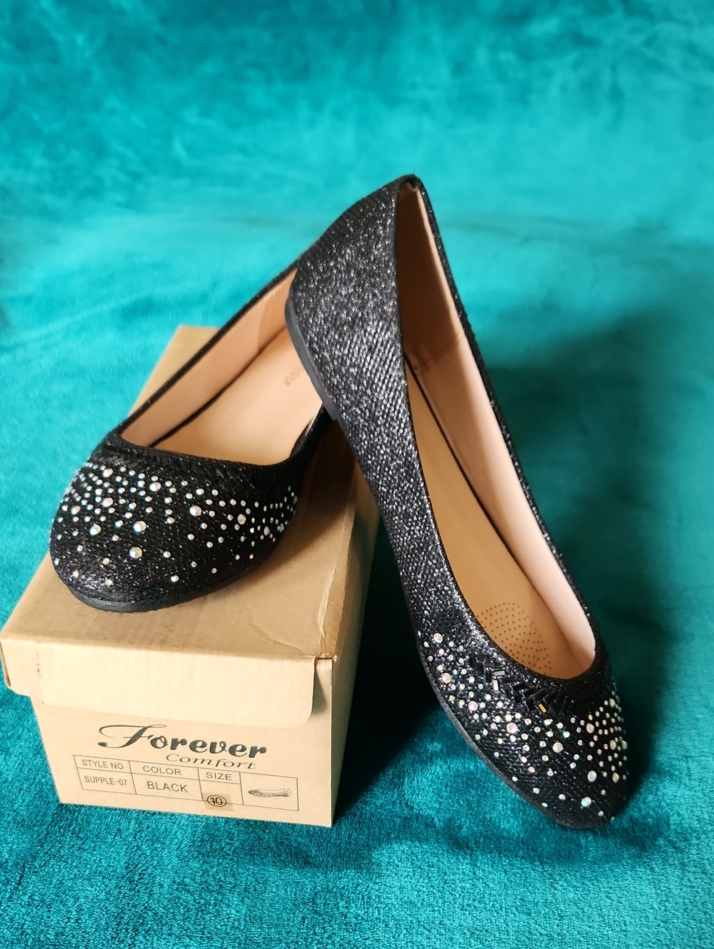 Forever Comfort Black Crystal-Embellished Ballet Flats Size 10